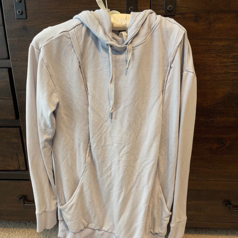 Seraphine maternity and nursing sweatshirt size small